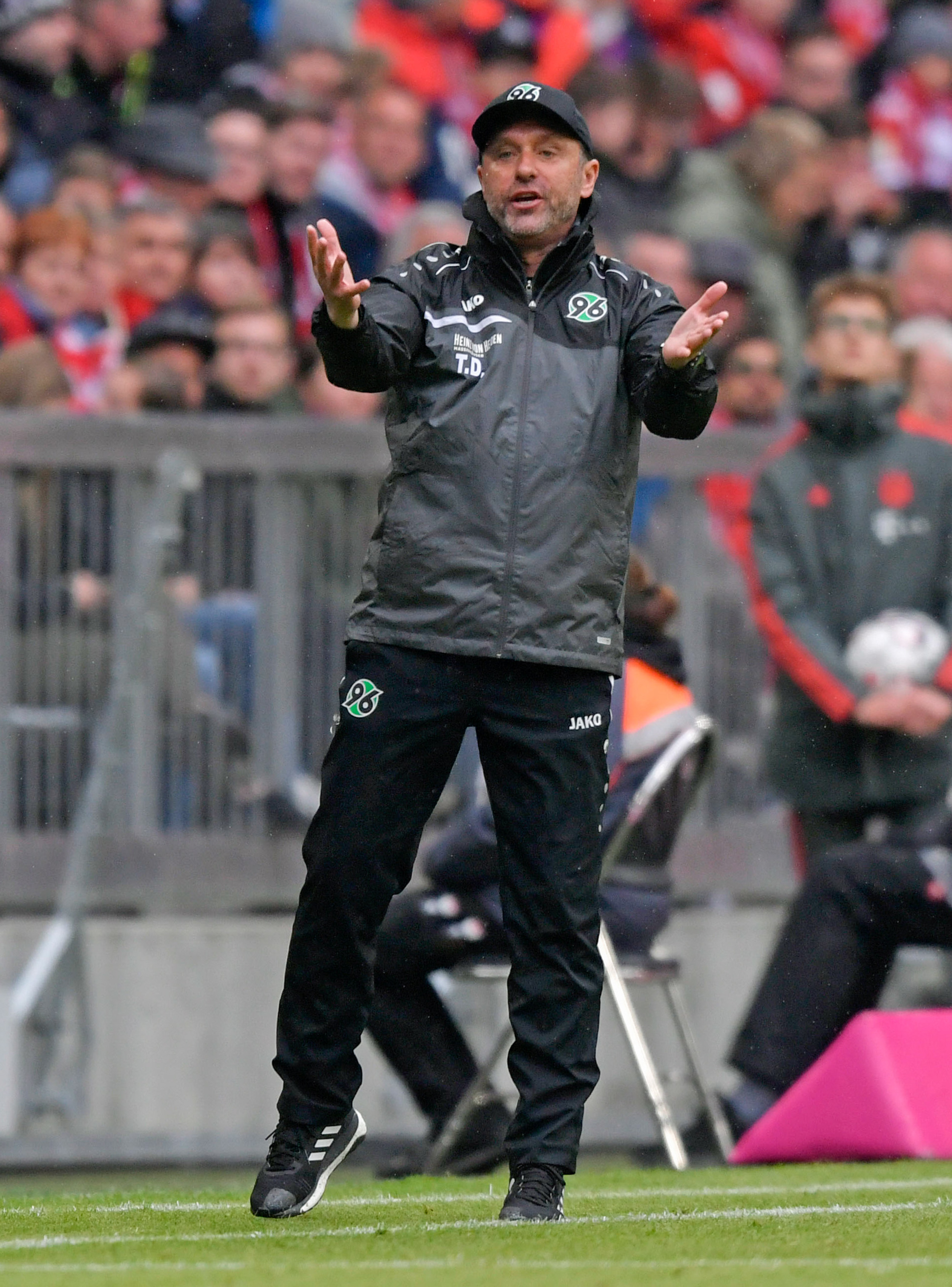 关于九游体育:德甲汉诺威96的欧战表现与未来展望的信息 关于九游体育:德甲汉诺威96的欧战表现与未来展望的信息