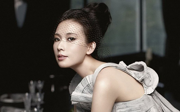 包含九游体育：运动员的多重身份：明星与公益先锋的词条