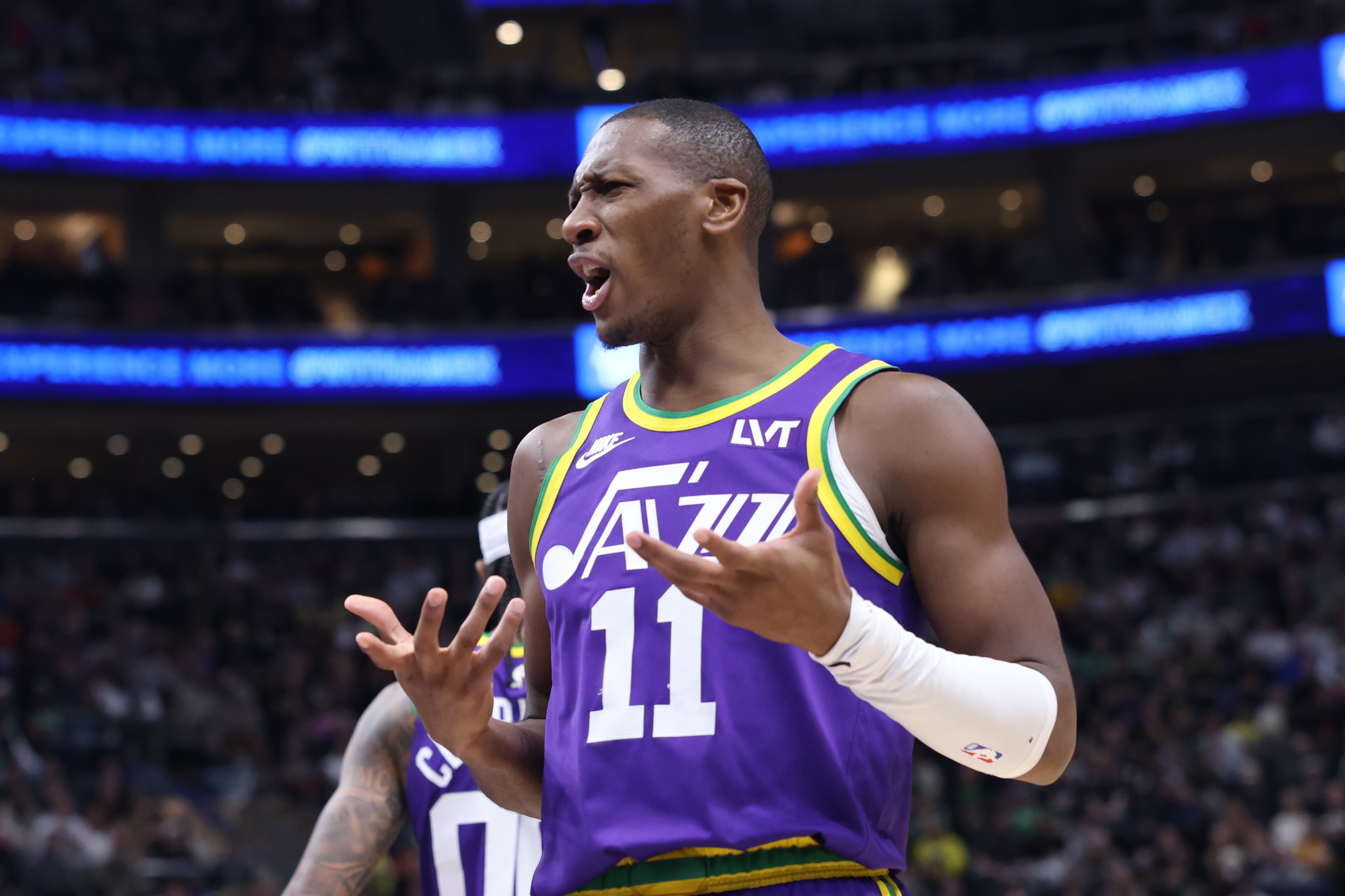 包含九游体育：中国篮球裁判员职业化：挑战与机遇的词条