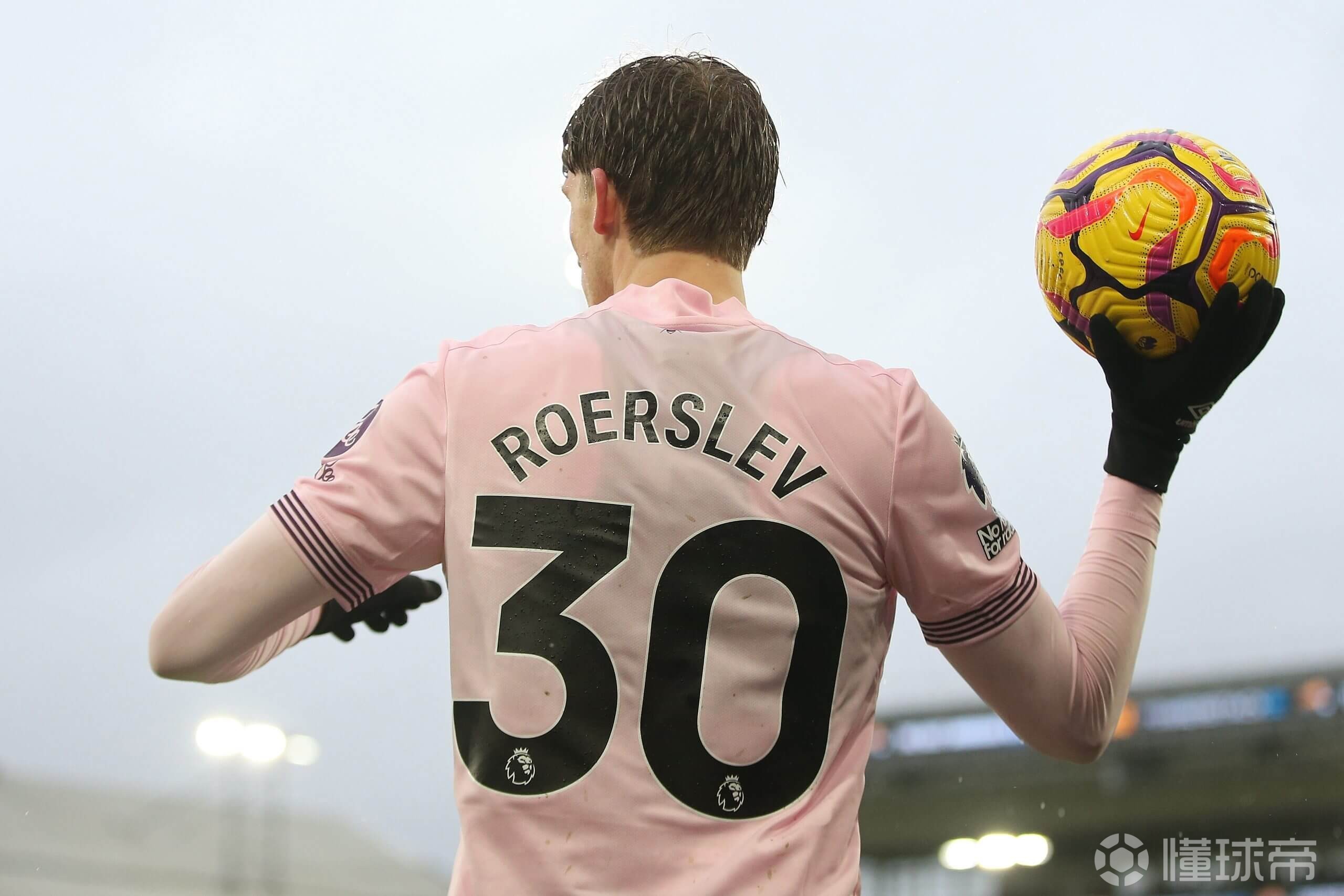 九游体育:英超的战术创新：新赛季值得关注的变化