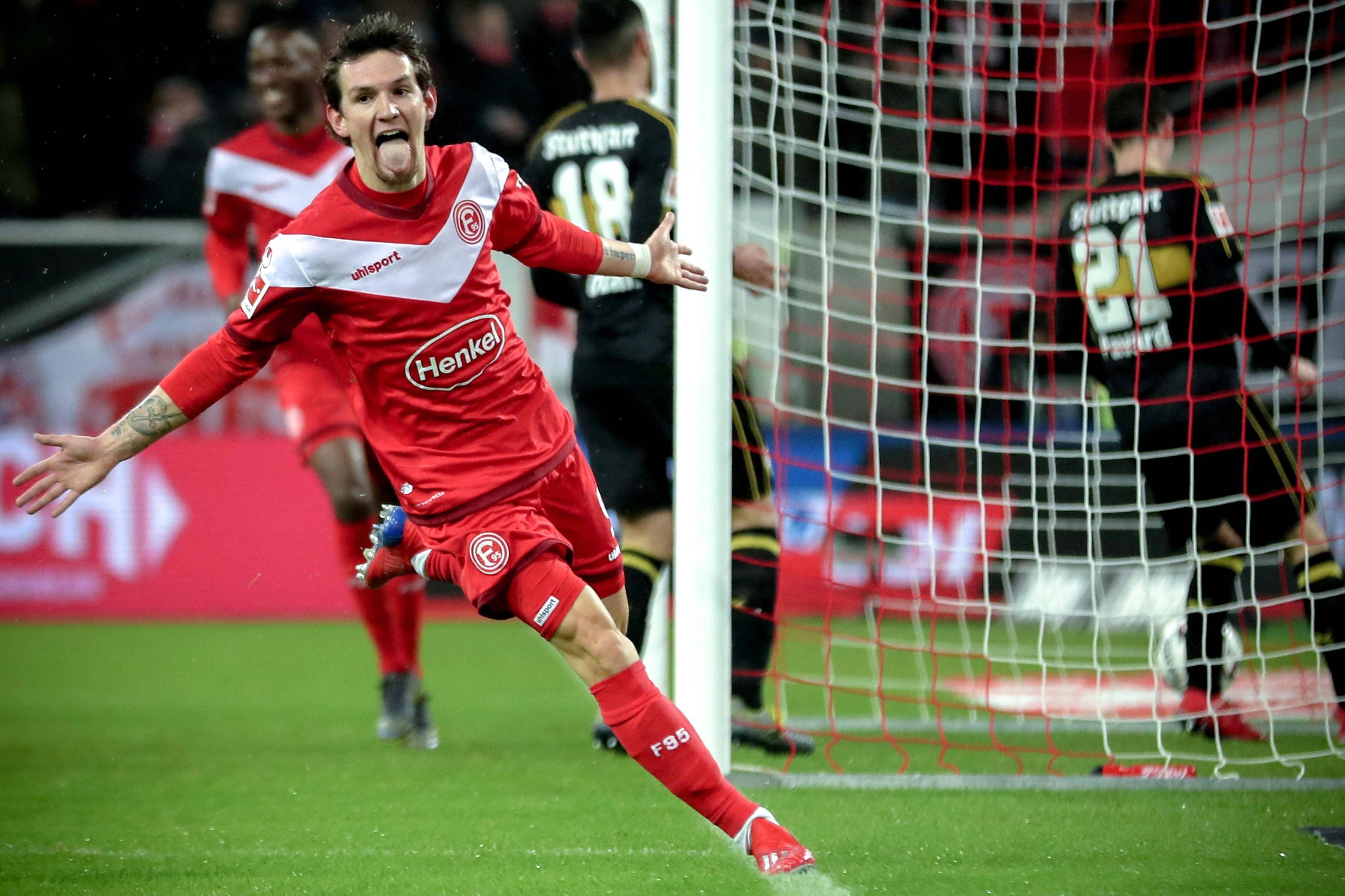 关于九游体育:德甲波鸿的转会策略与球队重建的信息 关于九游体育:德甲波鸿的转会策略与球队重建的信息