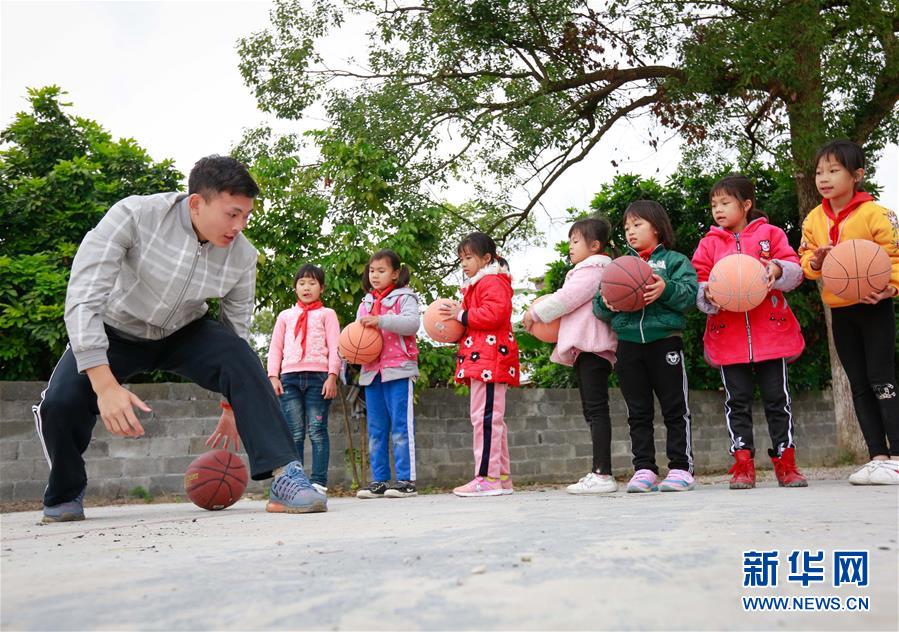 九游体育:篮球公益基金会成立,助力贫困地区篮球发展的简单介绍 九游体育:篮球公益基金会成立,助力贫困地区篮球发展的简单介绍
