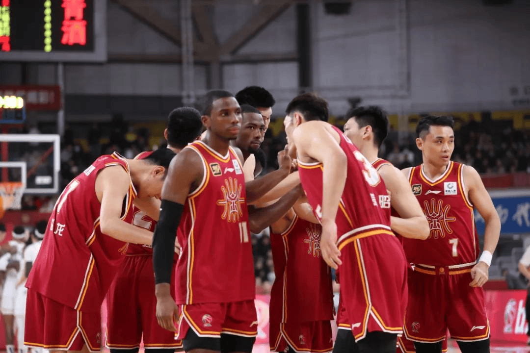 包含九游体育：选秀观察：潜力内线展现统治力，或成黑马的词条