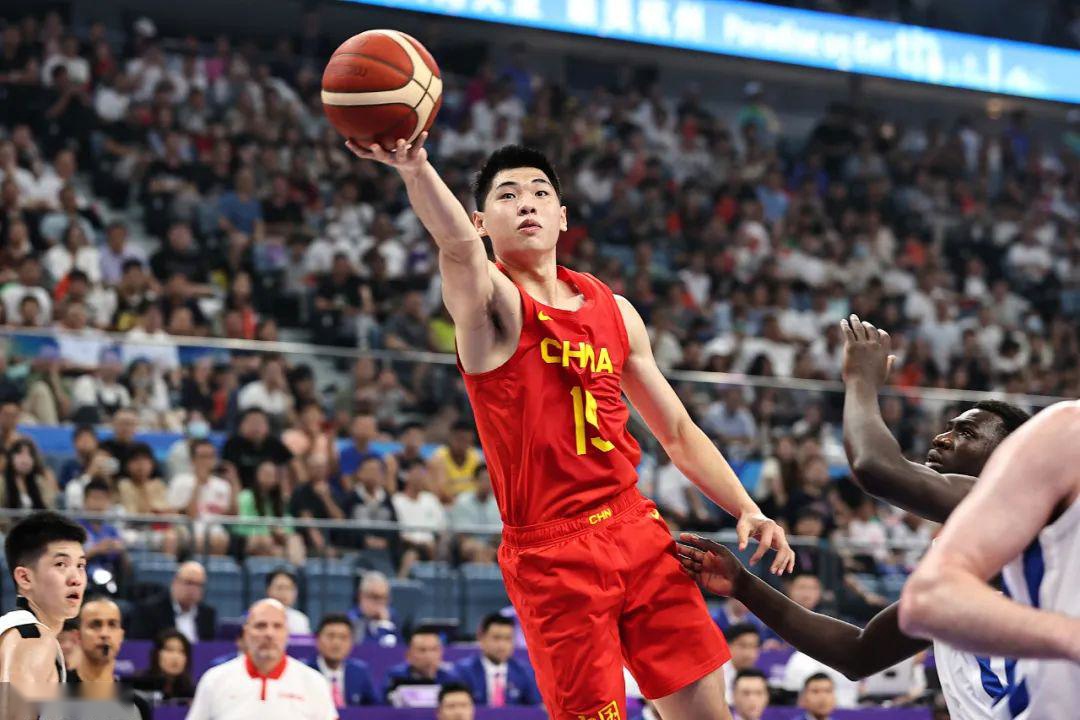 九游体育：中国男篮历史上的经典绝杀：那些让人心跳加速的时刻的简单介绍