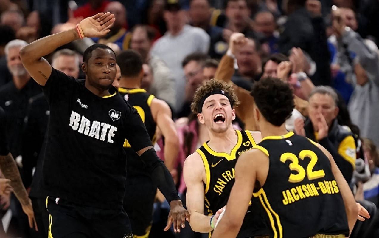 九游体育：勇士队战术调整：科尔计划增加无球跑动的简单介绍