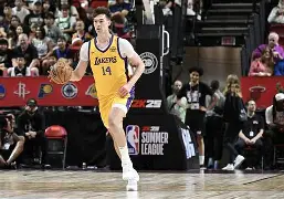 九游体育：湖人队新赛季：卡斯尔顿表示将提升内线技巧的简单介绍