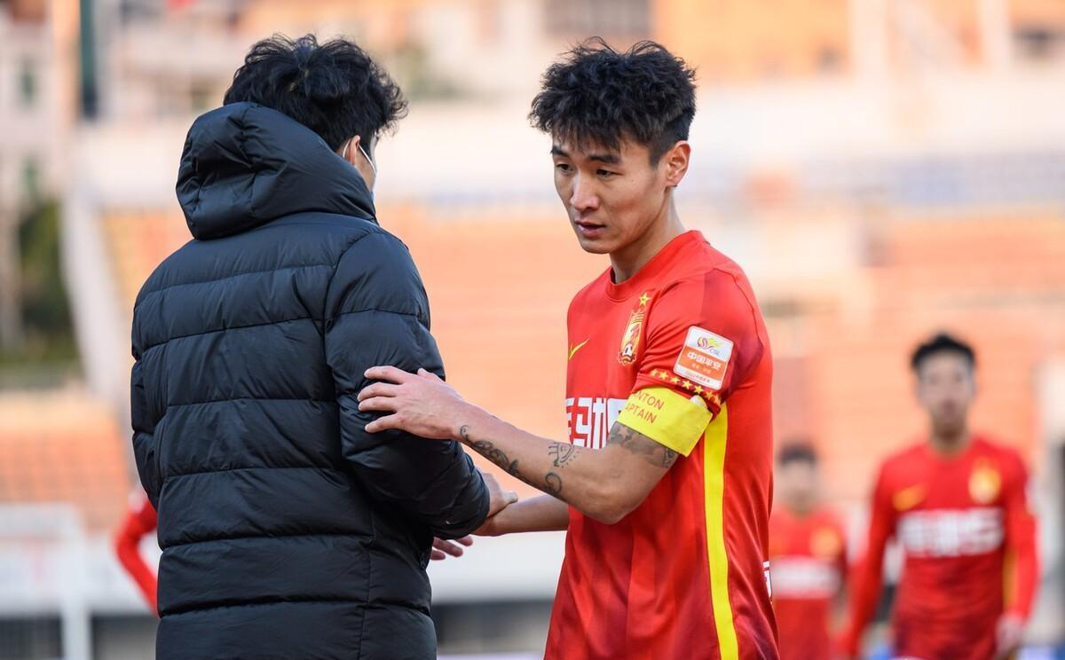 九游体育:留洋小将吴少聪“水土不服”?球迷:还是回国发展吧! 九游体育:留洋小将吴少聪“水土不服”?球迷:还是回国发展吧!