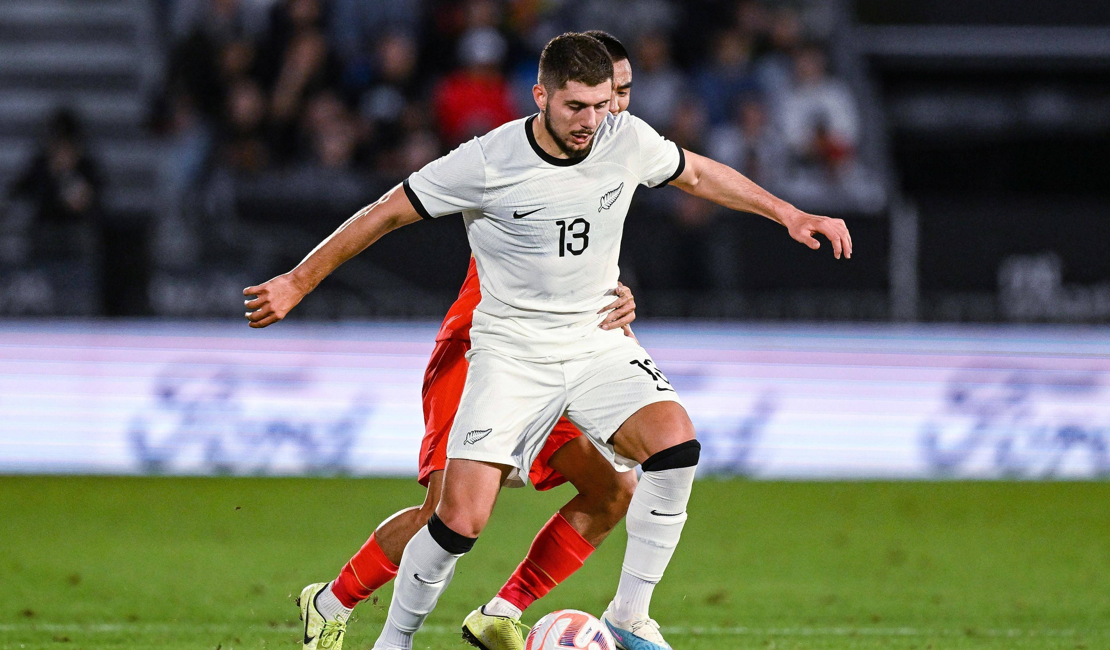 九游体育:意甲的比赛风格:长传与控球的结合 九游体育:意甲的比赛风格:长传与控球的结合