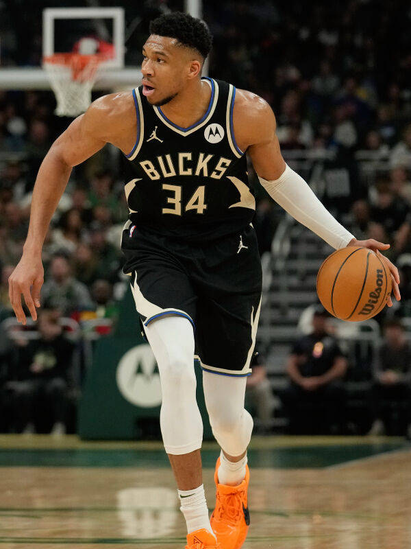 关于九游体育：雄鹿队新赛季：字母哥能否再次统治联盟？的信息