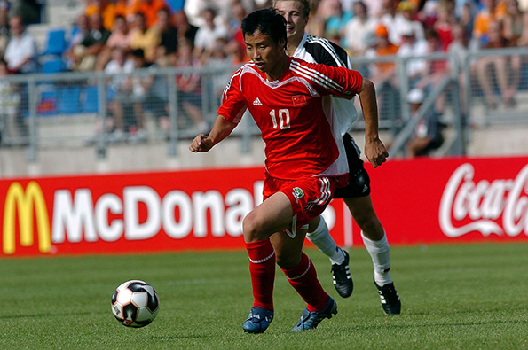 九游体育:中国足球“青训10年规划”成“空头支票”?球迷:再等10年,中国足球还是没戏!的简单介绍 九游体育:中国足球“青训10年规划”成“空头支票”?球迷:再等10年,中国足球还是没戏!的简单介绍