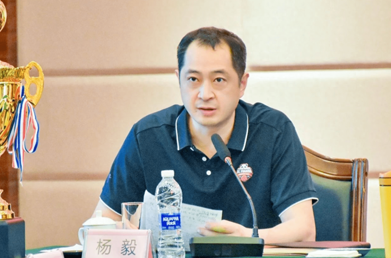 九游体育:WCBA联赛球队教练专访:分享执教理念与战术心得 九游体育:WCBA联赛球队教练专访:分享执教理念与战术心得