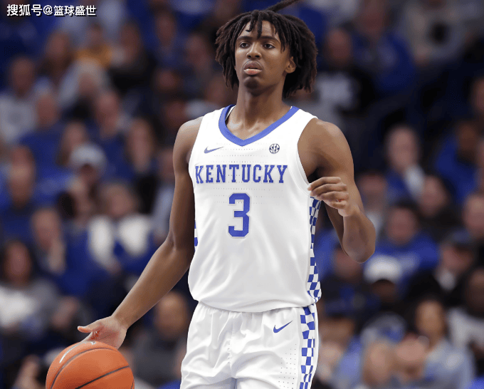 包含九游体育：76人队新赛季：马克西能否在进攻端展现更多创造力，成为球队的进攻发动机？的词条