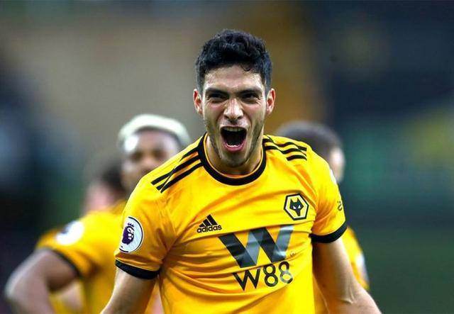 九游体育：法甲尼姆的转会策略与球队重建的简单介绍